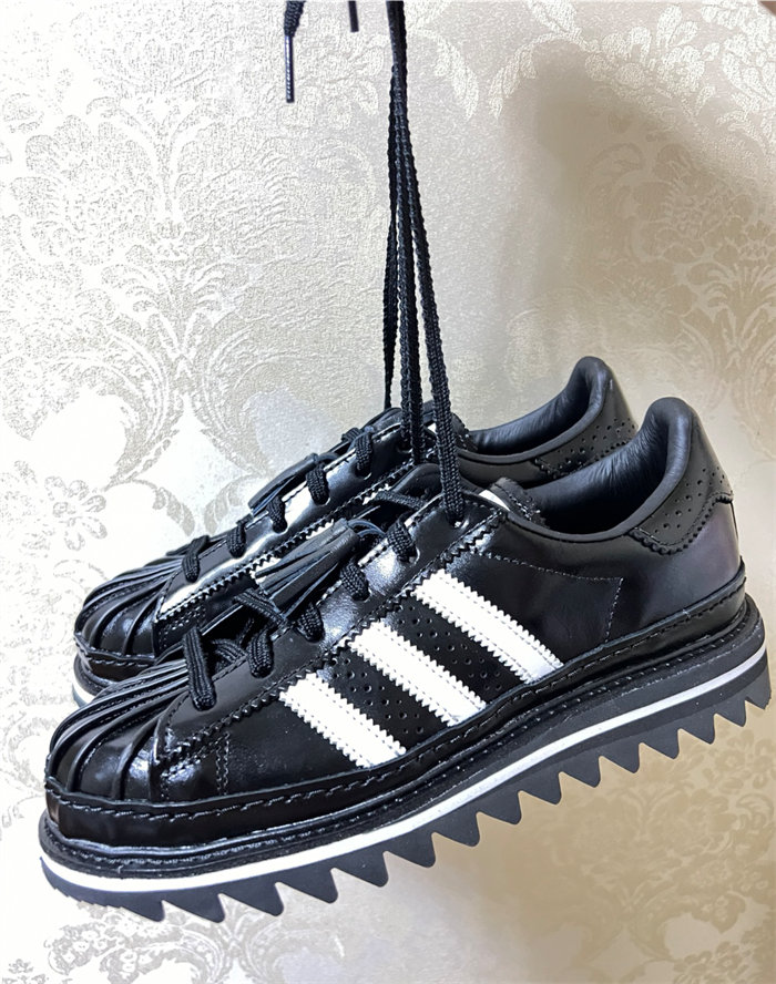 아디다스 x 클랏 슈퍼스타  편안한 미끄럼방지마모 블랙 IH5953 photo review