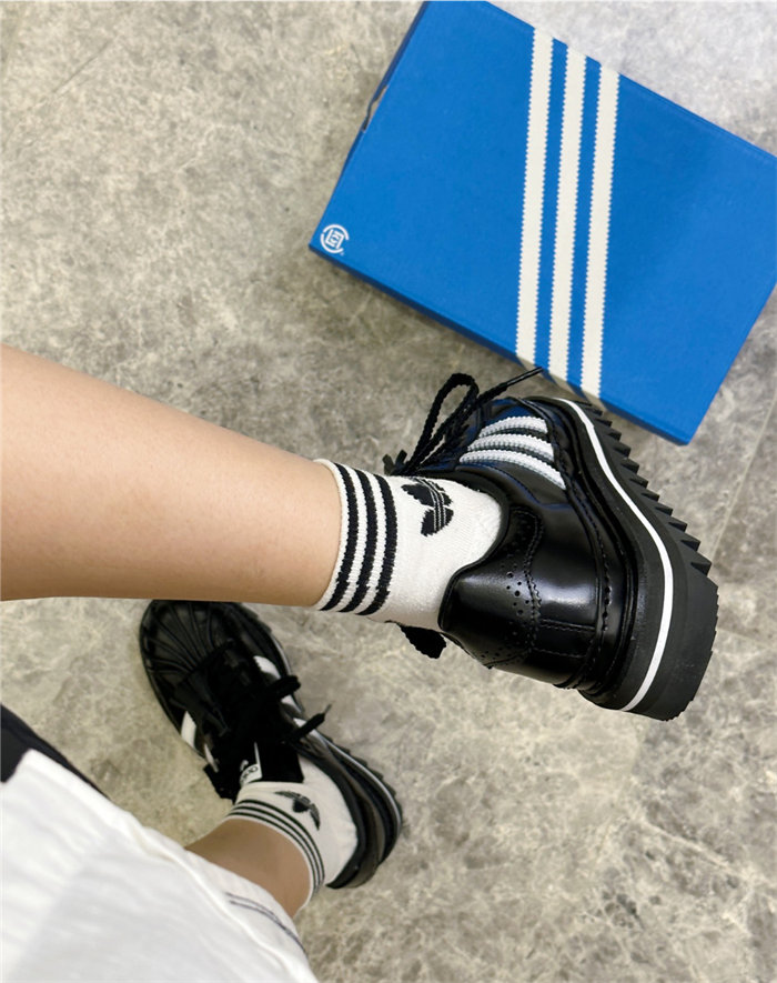 아디다스 x 클랏 슈퍼스타  편안한 미끄럼방지마모 블랙 IH5953 photo review